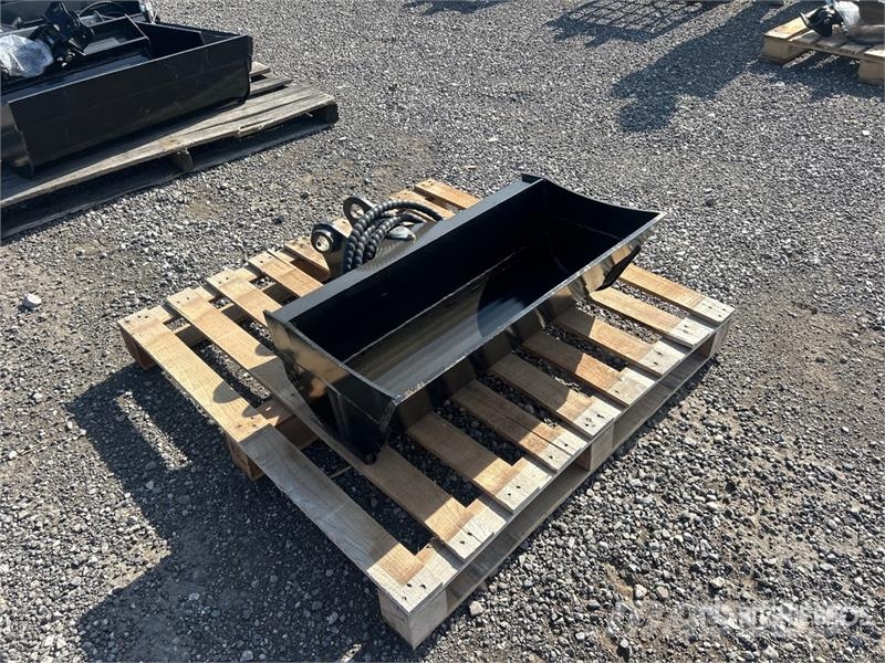 GIYI GY-D3T 32 in Hydraulic Tilting Excavator Buck Godet