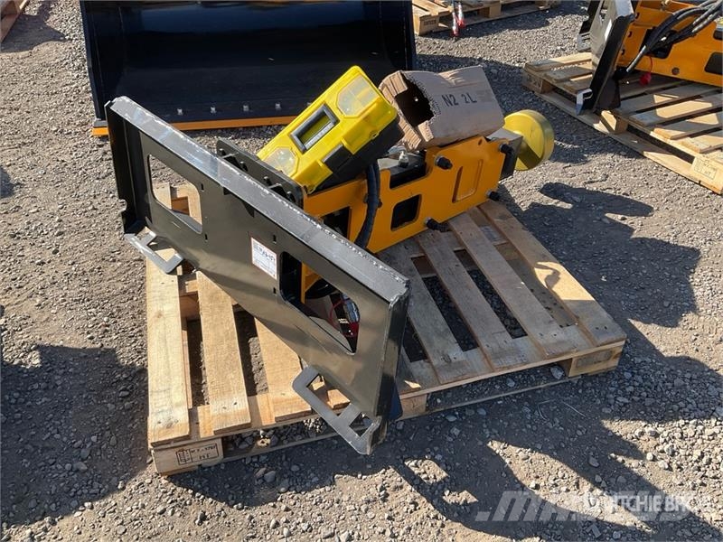  GIYI GY-D680 Skid Steer Post Driver (Unused) Zäune und Zubehör