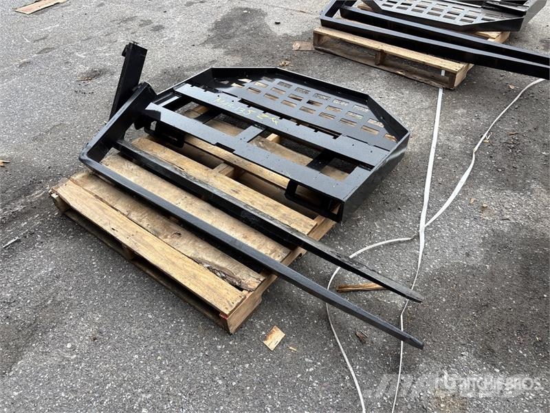 GIYI GY-DHC 59 in Skid Steer Forks (Unused) Trukkihaarukat
