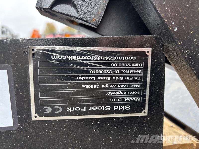 GIYI GY-DHC 59 in Skid Steer Forks (Unused) Trukkihaarukat