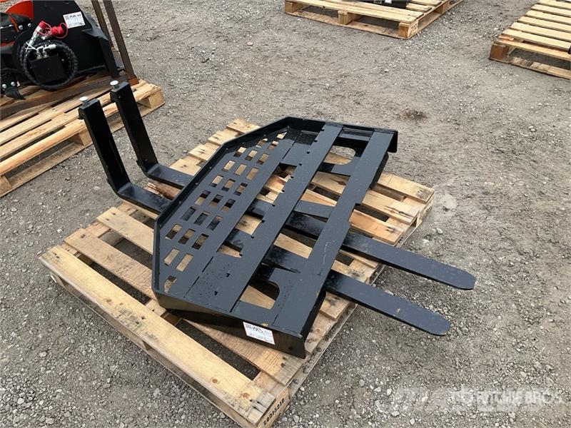  GIYI GY-DHC 59 in Skid Steer Forks (Unused) Vilice