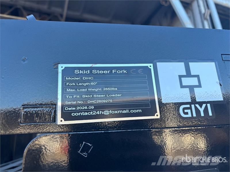 GIYI GY-DHC 59 in Skid Steer Forks (Unused) Вили