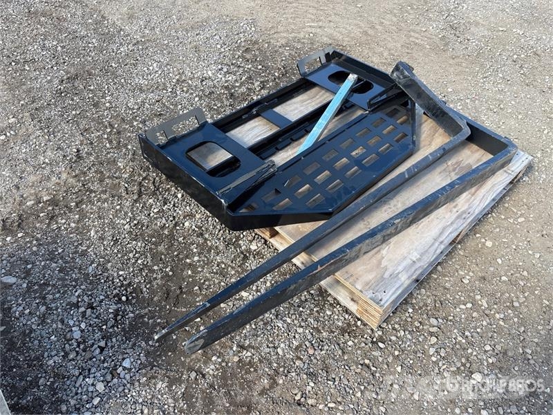 GIYI GY-DHC 59 in Skid Steer Forks (Unused) Forquilhas