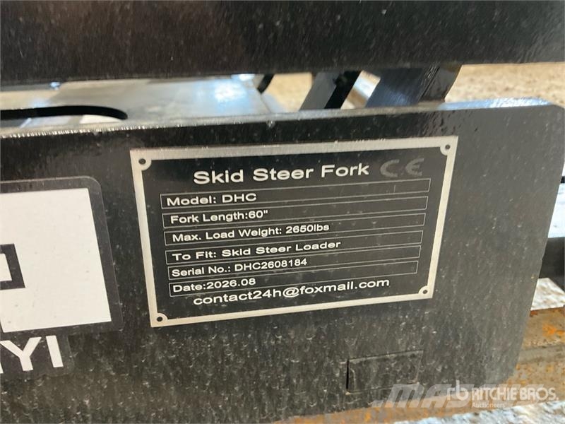  GIYI GY-DHC 59 in Skid Steer Forks (Unused) Vilice