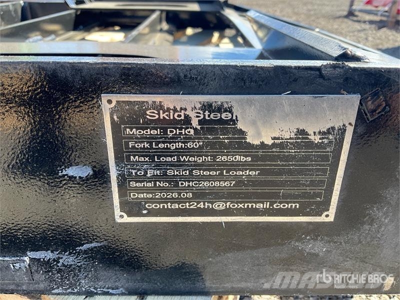GIYI GY-DHC 59 in Skid Steer Forks (Unused) Forquilhas