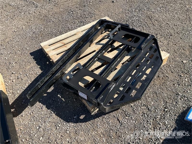GIYI GY-DHC 59 in Skid Steer Forks (Unused) Forquilhas