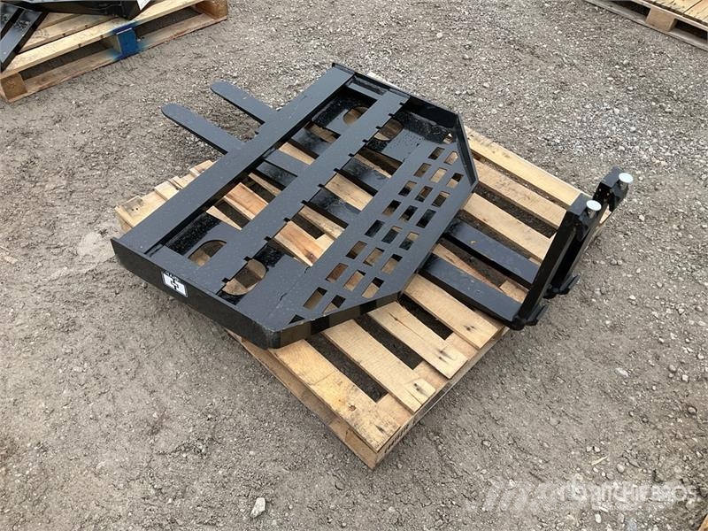  GIYI GY-DHC 59 in Skid Steer Forks (Unused) Vilice