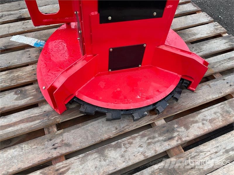 GIYI GY-FB30 13 in Skid Steer Feller Buncher (Unus Sonstige Baumaschinen