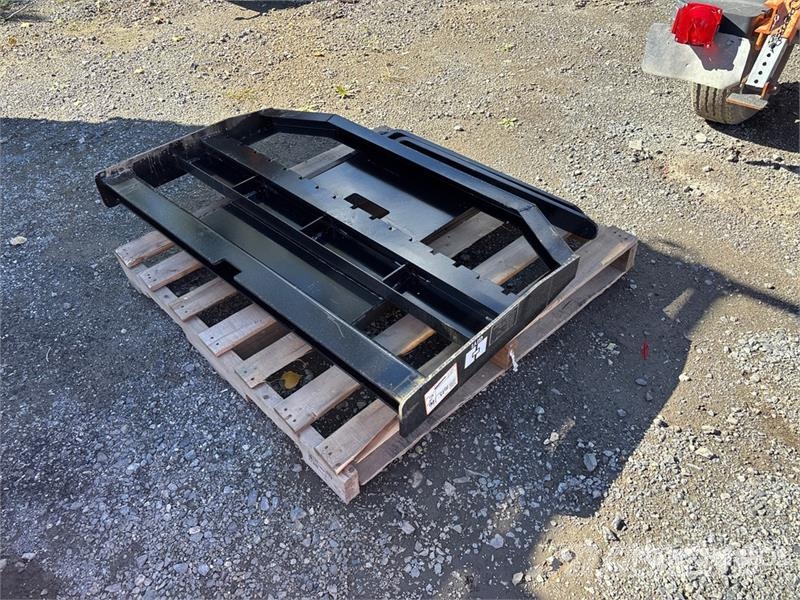  GIYI GY-FR47 29 in Mini Dingo Skid Steer Forks (Un Furci