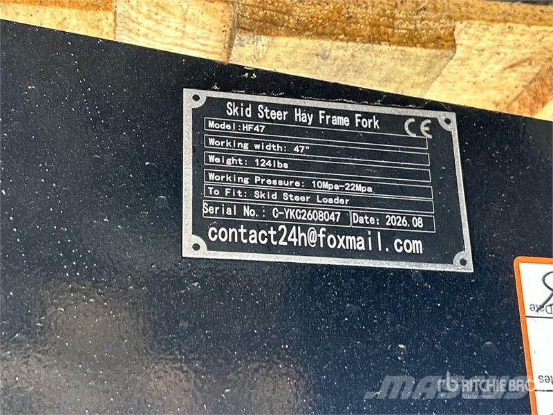 GIYI GY-HF47 47 in Skid Steer Bale Spear (Unused) Andere Zubehörteile