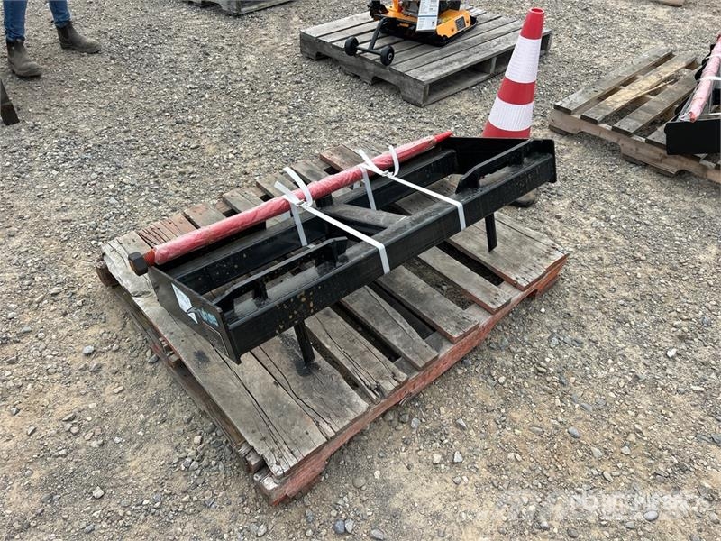 GIYI GY-HF47 47 in Skid Steer Bale Spear (Unused) Drugi deli