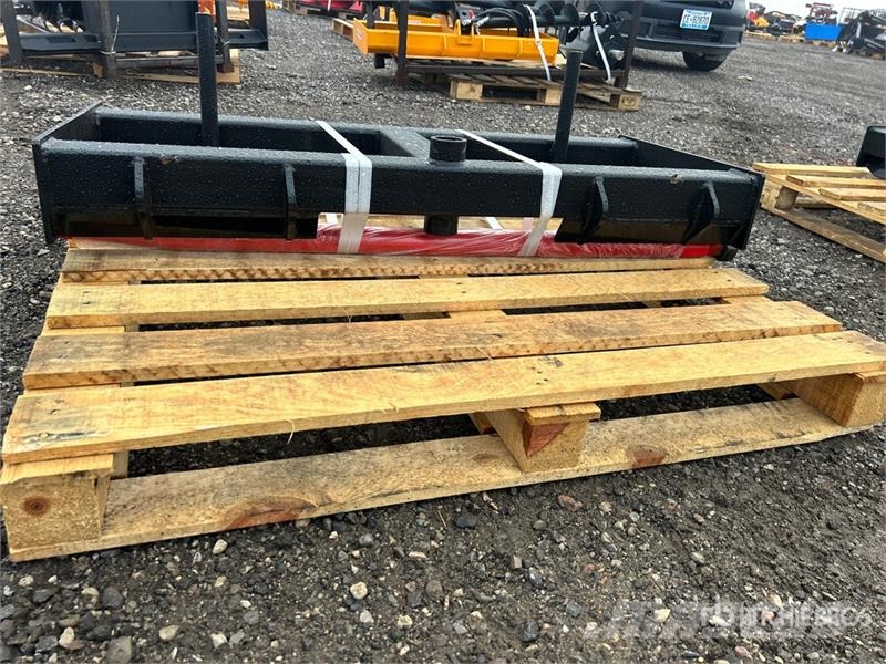 GIYI GY-HF47 47 in Skid Steer Bale Spear (Unused) Andere Zubehörteile