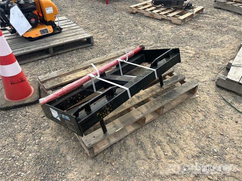  GIYI GY-HF47 47 in Skid Steer Bale Spear (Unused) Drugi deli