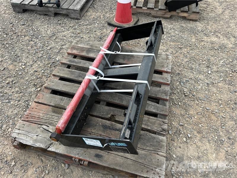 GIYI GY-HF47 47 in Skid Steer Bale Spear (Unused) Drugi deli