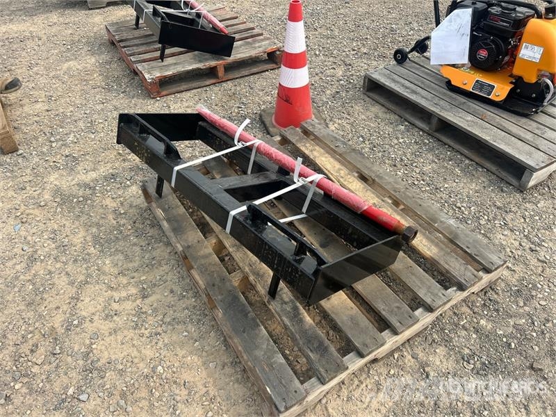  GIYI GY-HF47 47 in Skid Steer Bale Spear (Unused) Drugi deli