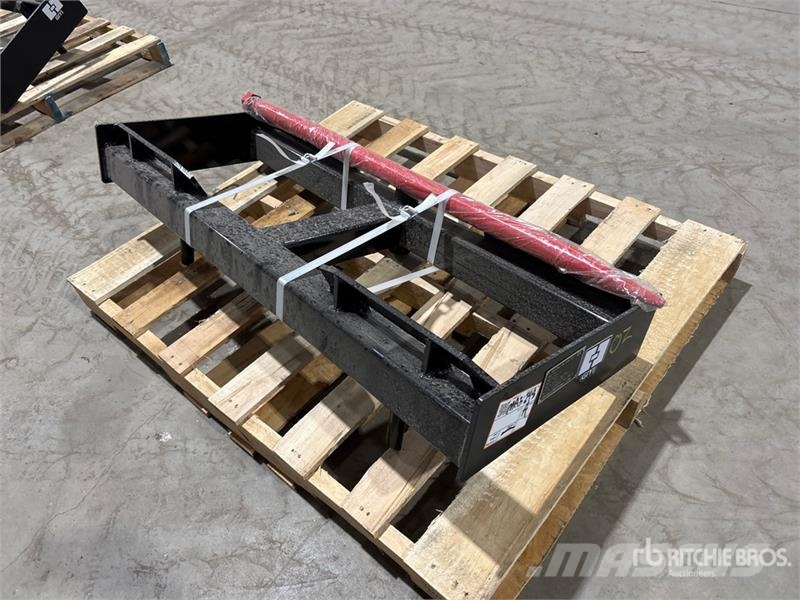  GIYI GY-HF47 Skid Steer Bale Spear (Unused) مكونات أخرى
