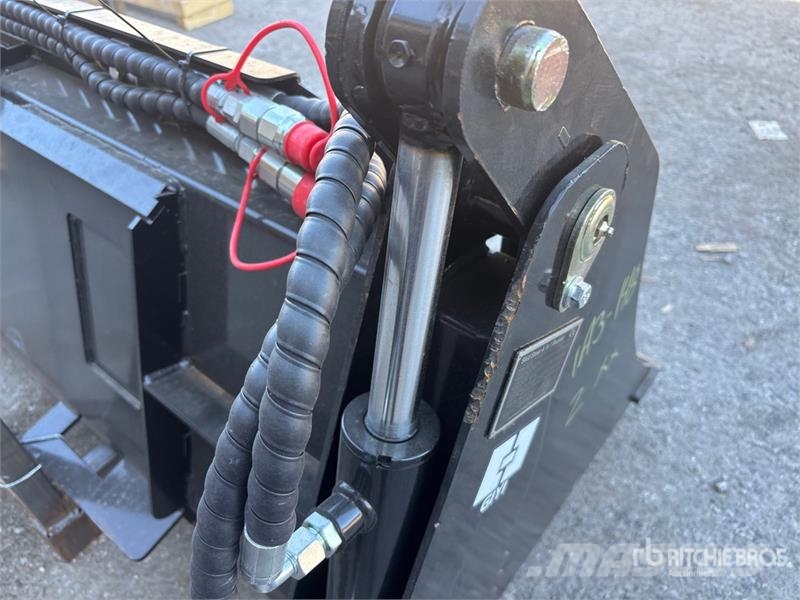  GIYI GY-KH72 72 in Multi-Purpose Skid Steer Bucket Kausi