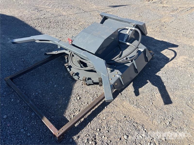  GIYI GY-MDM50 33 in Mini Disc Skid Steer Mulcher ( Forstmulcher