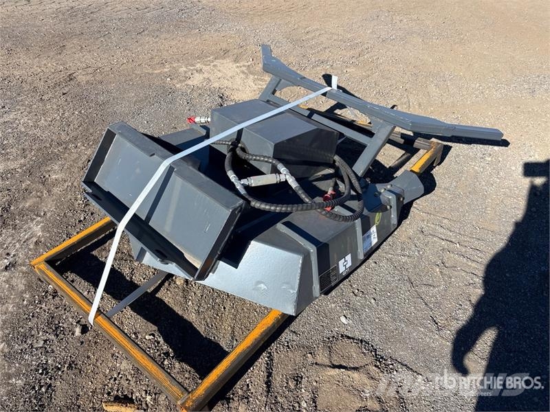 GIYI GY-MDM50 33 in Mini Disc Skid Steer Mulcher ( Forstmulcher