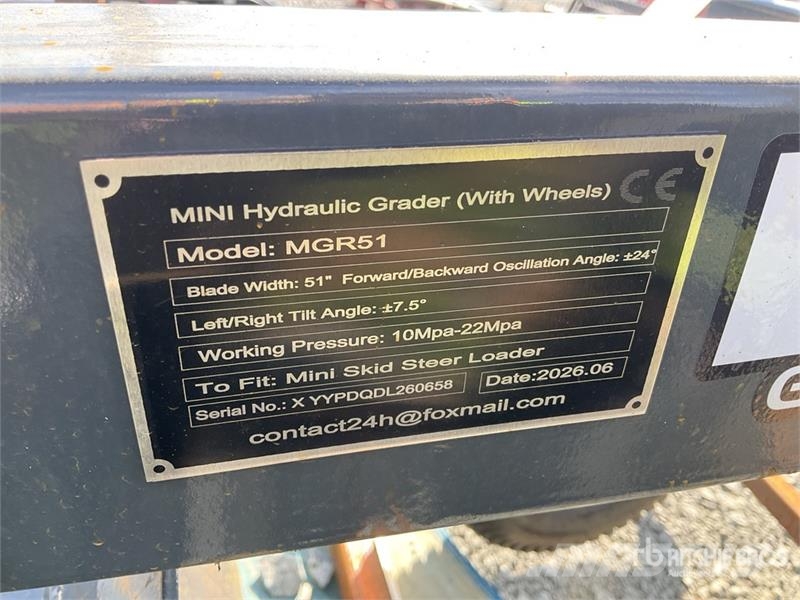  GIYI GY-MGR51 Mini With Wheels Skid Steer Grader ( Inne akcesoria
