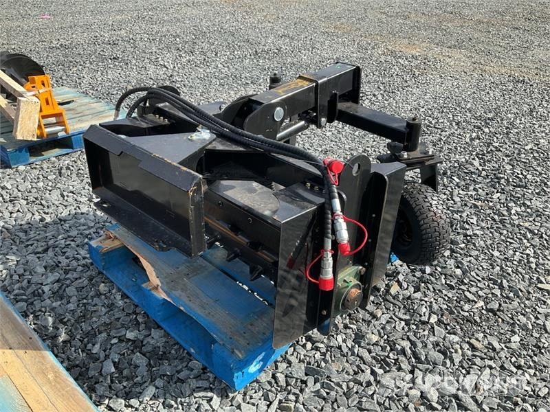 GIYI GY-MPR42 42 in Mini Skid Steer Power Rake (Un Ancinho virador
