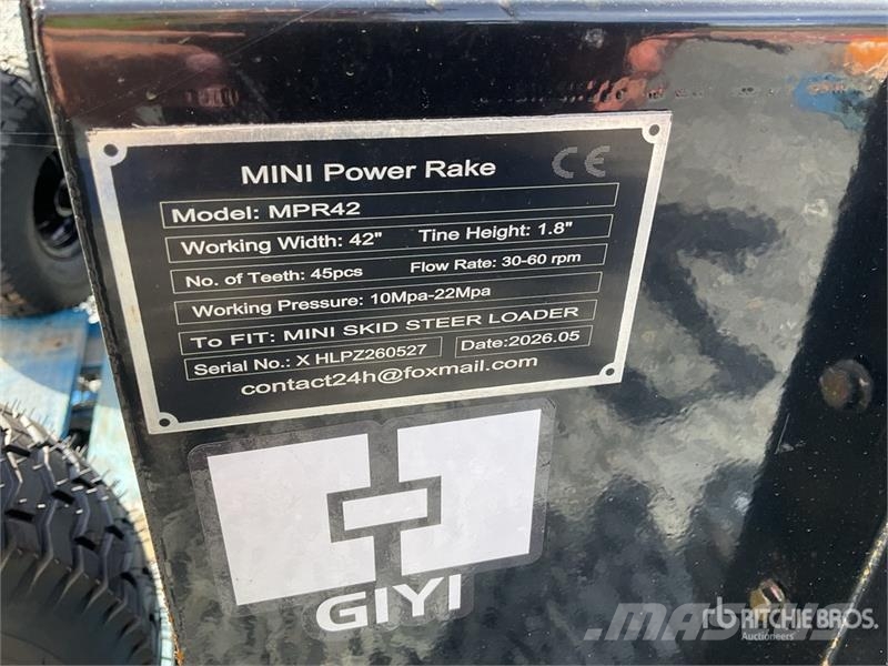 GIYI GY-MPR42 42 in Mini Skid Steer Power Rake (Un Ancinho virador
