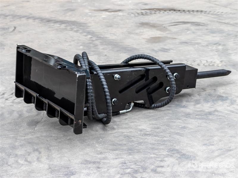 GIYI GY-P45 1.8 in Mini Skid Steer Breaker (Unused Čekići