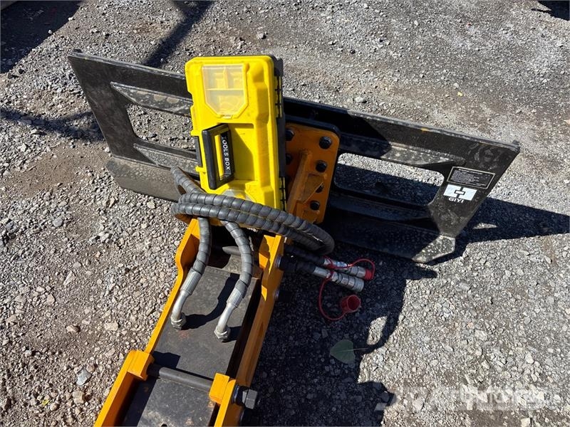 GIYI GY-P680 Skid Steer Breaker (Unused) Hammers / Breakers