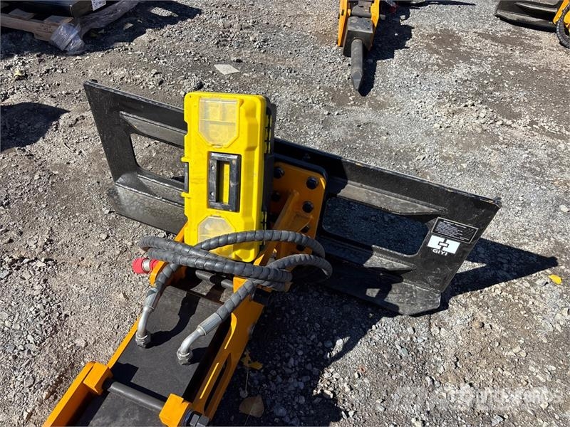 GIYI GY-P680 Skid Steer Breaker (Unused) Hammers / Breakers