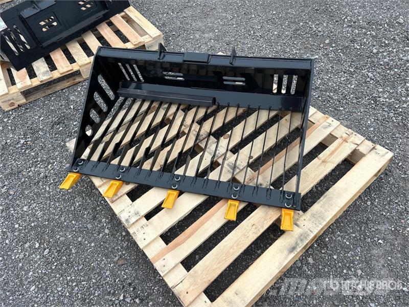  GIYI GY-RB44 44 in Rock Mini Skid Steer Bucket (Un Kašike / Korpe