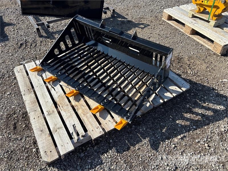  GIYI GY-RB44 Rock Mini Skid Steer Bucket (Unused) バケット