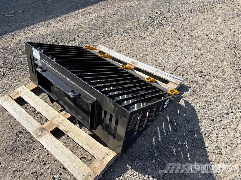 GIYI GY-RB44 Rock Mini Skid Steer Bucket (Unused) Godet