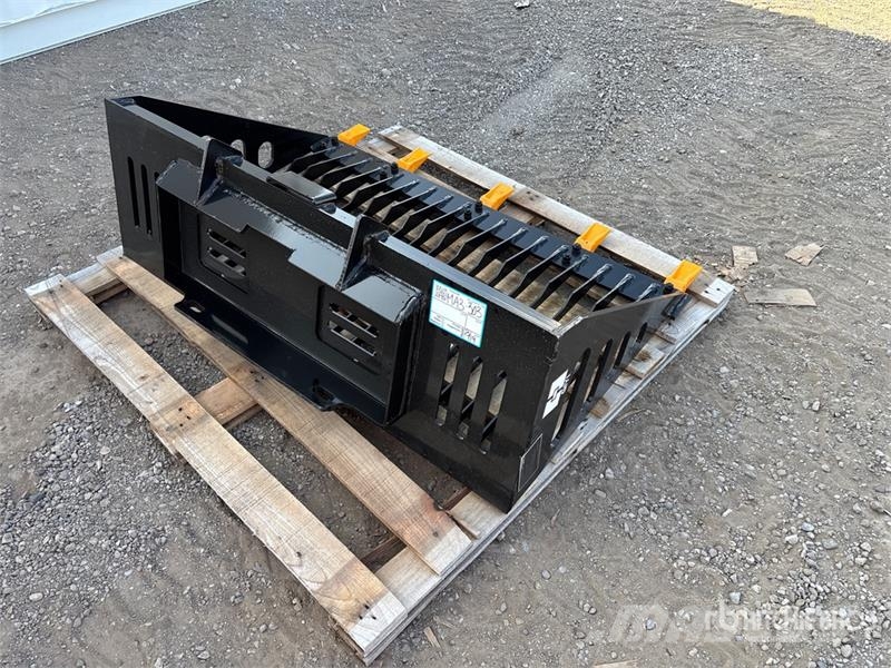 GIYI GY-RB44 Rock Mini Skid Steer Bucket (Unused) Godet