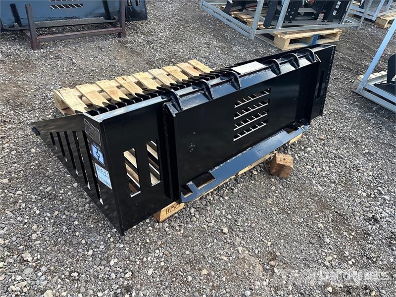  GIYI GY-RB66N 66 in Rock Skid Steer Bucket (Unused دلاء