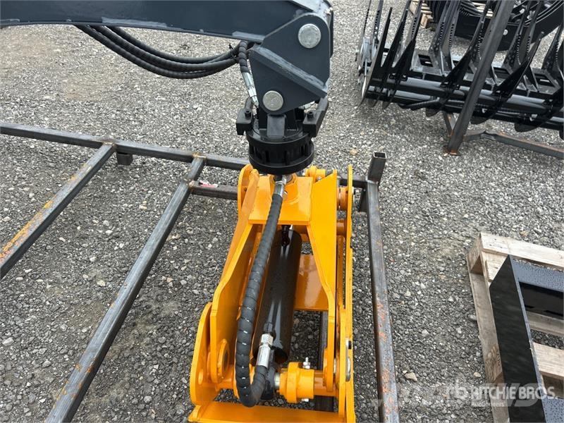  GIYI GY-RG63 47 in Rotating Skid Steer Grapple Pinze