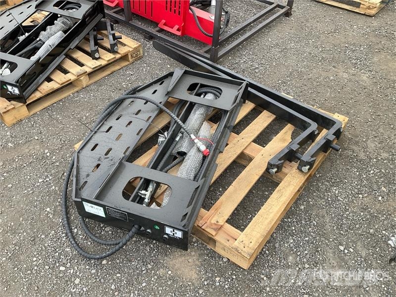 GIYI GY-SF60 60 in Skid Steer Forks (Unused) Forche