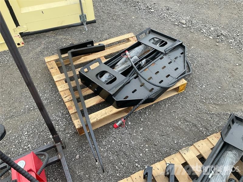 GIYI GY-SF60 60 in Skid Steer Forks (Unused) Forche
