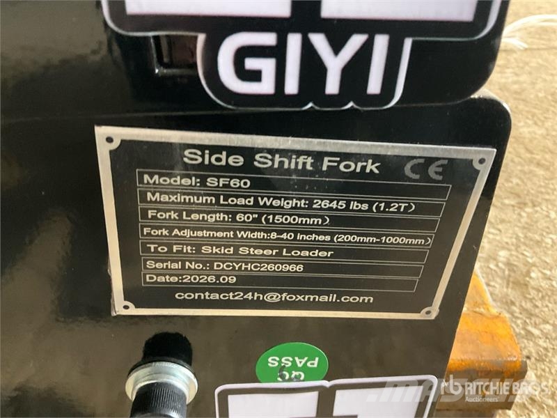 GIYI GY-SF60 60 in Skid Steer Forks (Unused) Uñas para carretilla