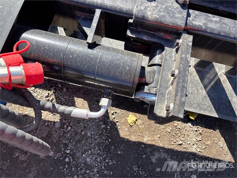  GIYI GY-SLS79 26 in Skid Steer Log Splitter (Unuse قطاعات وقسامات خشب