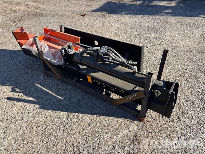  GIYI GY-SLS82 Skid Steer Log Splitter (Unused) قطاعات وقسامات خشب