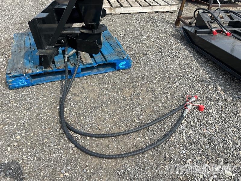  GIYI GY-SS52 7 in Skid Steer Salt Spreader (Unused Drugi deli
