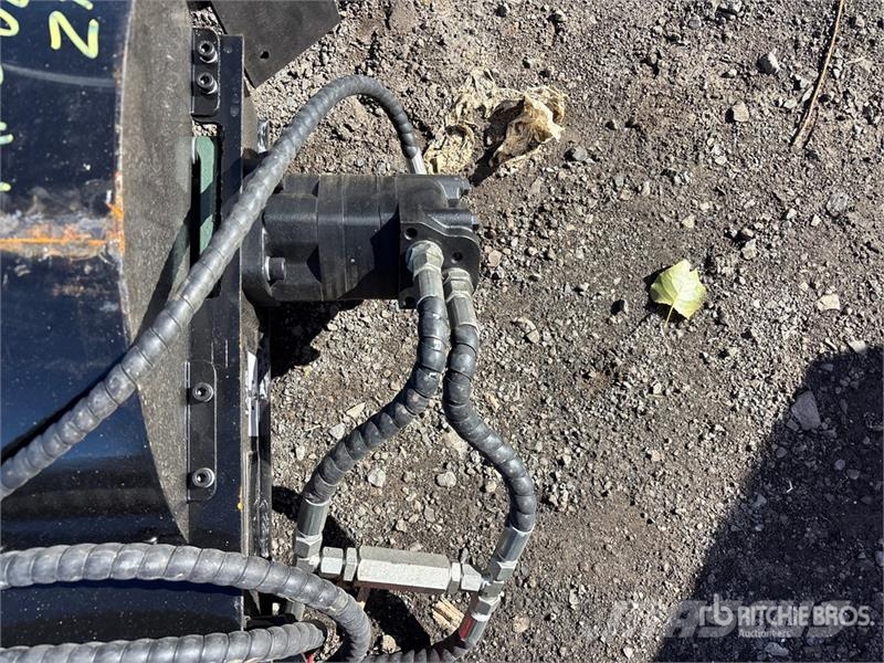  GIYI GY-SZYMJ Mini Skid Steer Stump Grinder (Unuse Roto drljače i motokultivatori