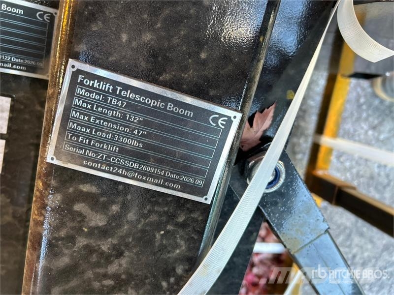 GIYI GY-TB47 132 in 3300 lb Forklift Telescopic Bo Overige tweedehands voorzetapparatuur en componenten