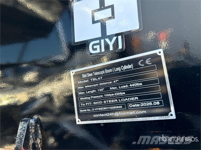  GIYI GY-TBL47 135 in Skid Steer Telescopic Boom (L Otros componentes