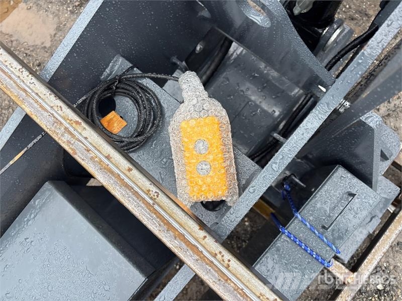  GIYI GY-TE780 Fifth Wheel Wrecker Attachment (Unus Otros componentes