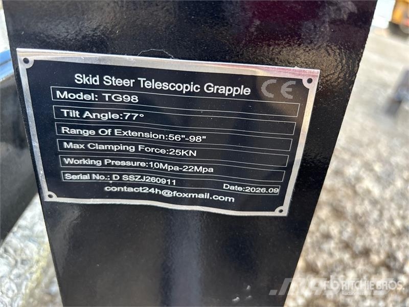  GIYI GY-TG98 98 in Telescopic Skid Steer Grapple ( Gripere