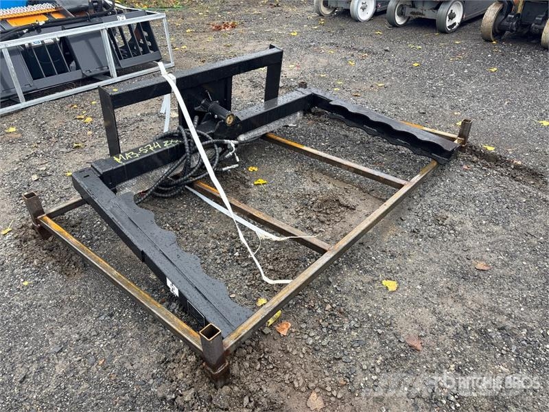 GIYI GY-TG98 98 in Telescopic Skid Steer Grapple ( Gripere