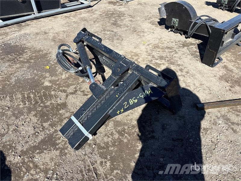  GIYI GY-TP45 25 in Skid Steer Post Puller (Unused) Outros componentes