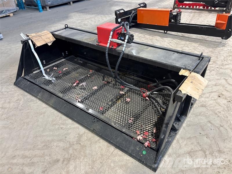  GIYI GY-VB79 79 in Vibrating Skid Steer Screening  Rotátoros törőkanalak