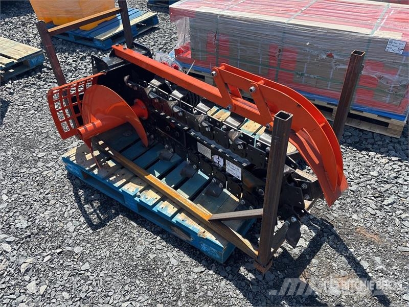 GIYI GY-X39F 39 in Mini Skid Steer Trencher (Unuse Freze za kopanje jarkov Trenčerji